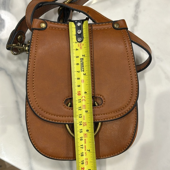 BNWOT Simply Noelle crossbody purse - Picture 5 of 7